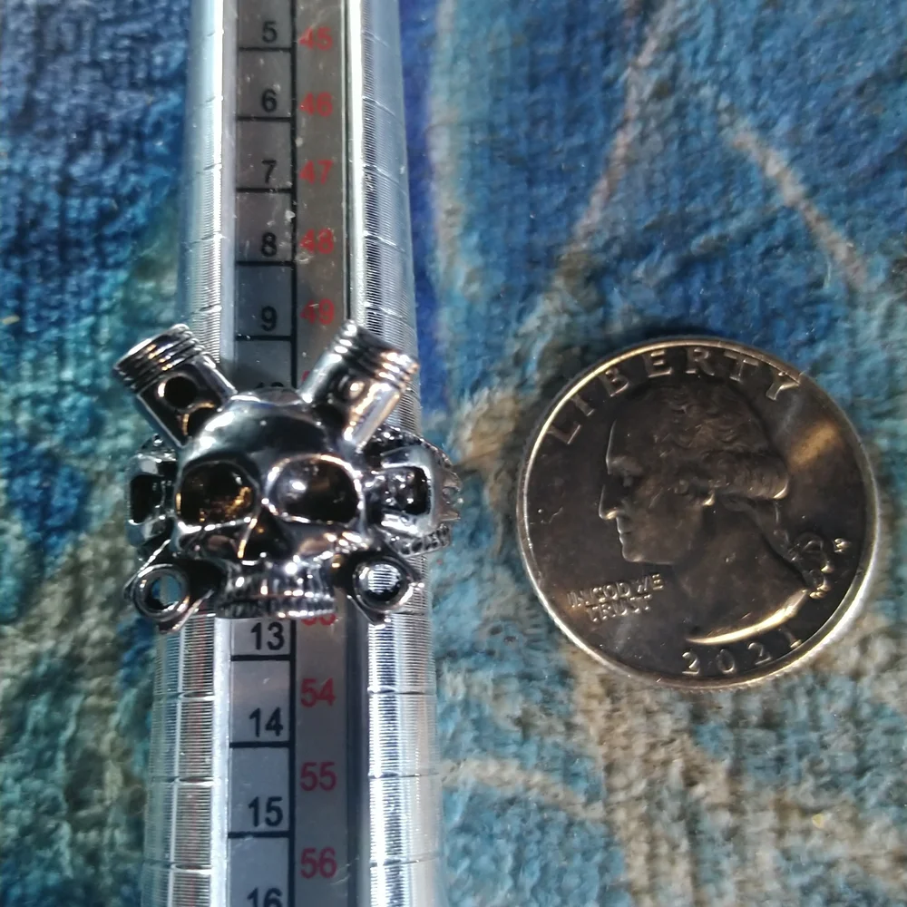 Skull ring (3) - Picture 1 of 4